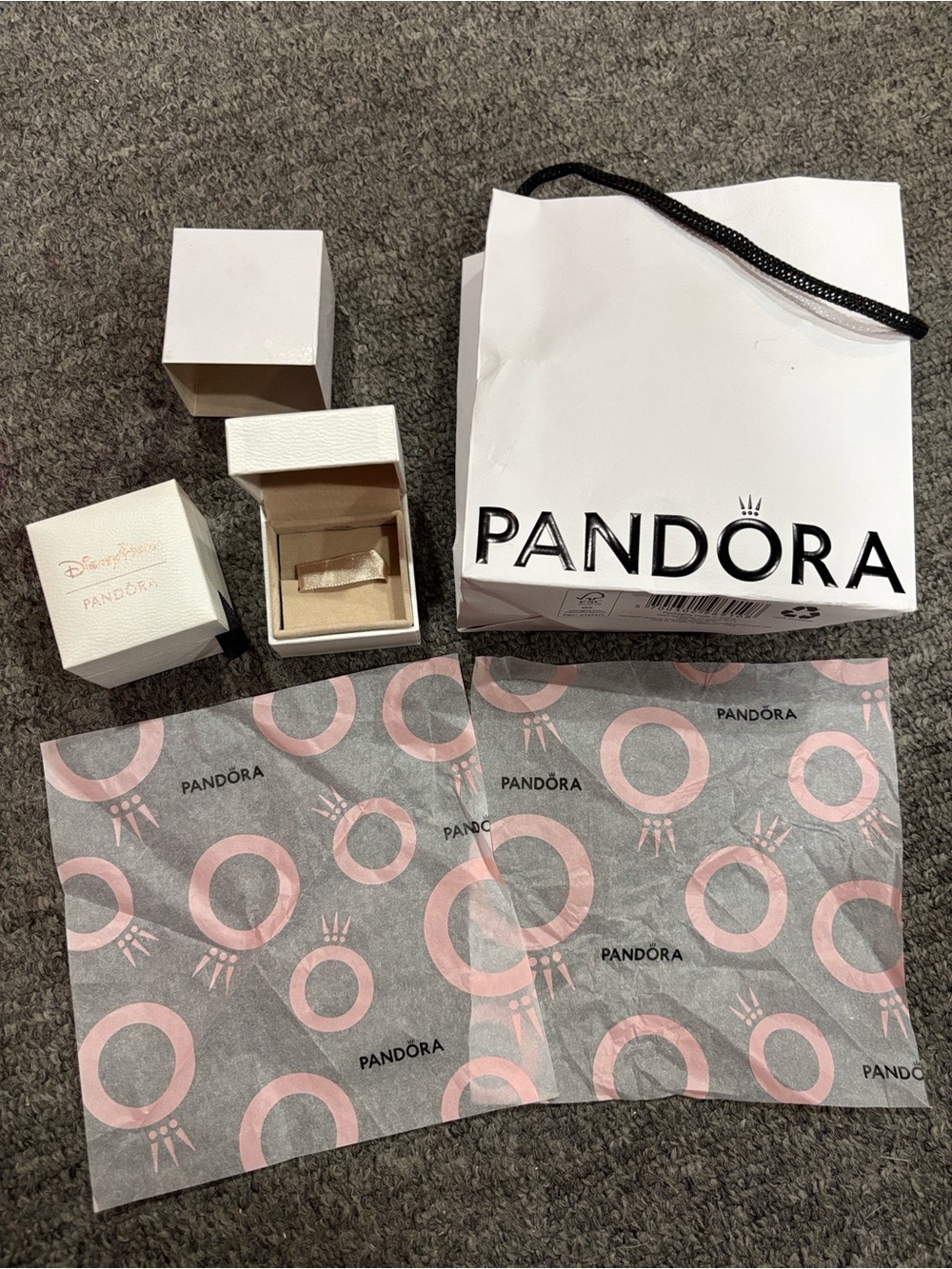 Pandora Disney Parks Exclusive packaging/ boxes